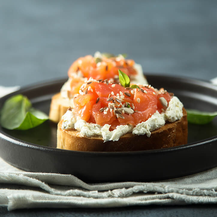 Räucherlachs auf Toast